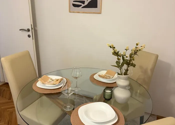 August Lejlighed Medulin