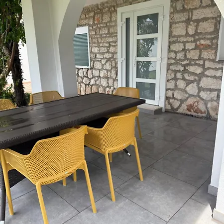 August * Медулин